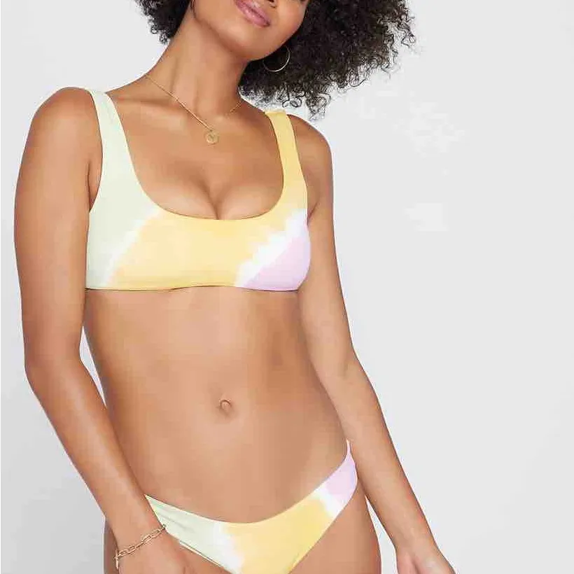 L SPACE LIZZIE-SANDY Bikini Top - Image 6