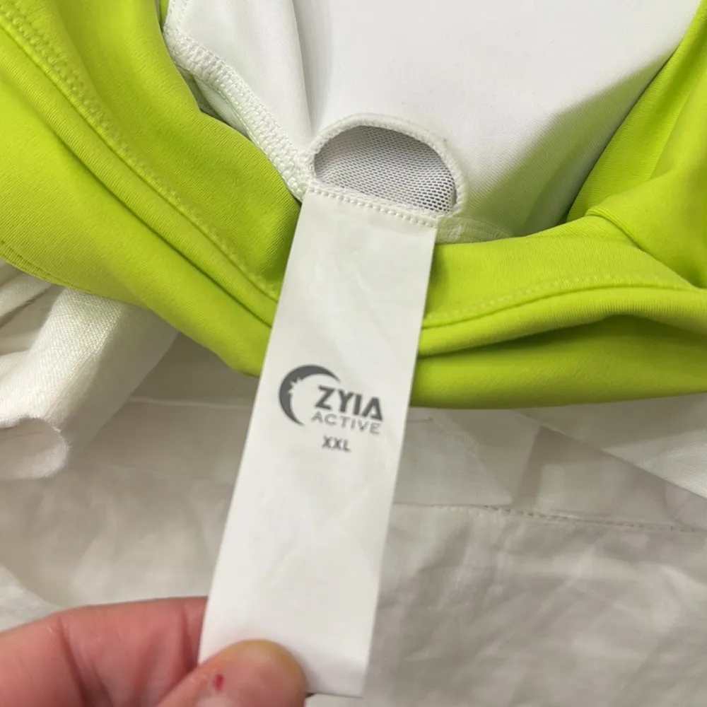 ZyiaLime Green Strappy sports bra xxl - Image 3