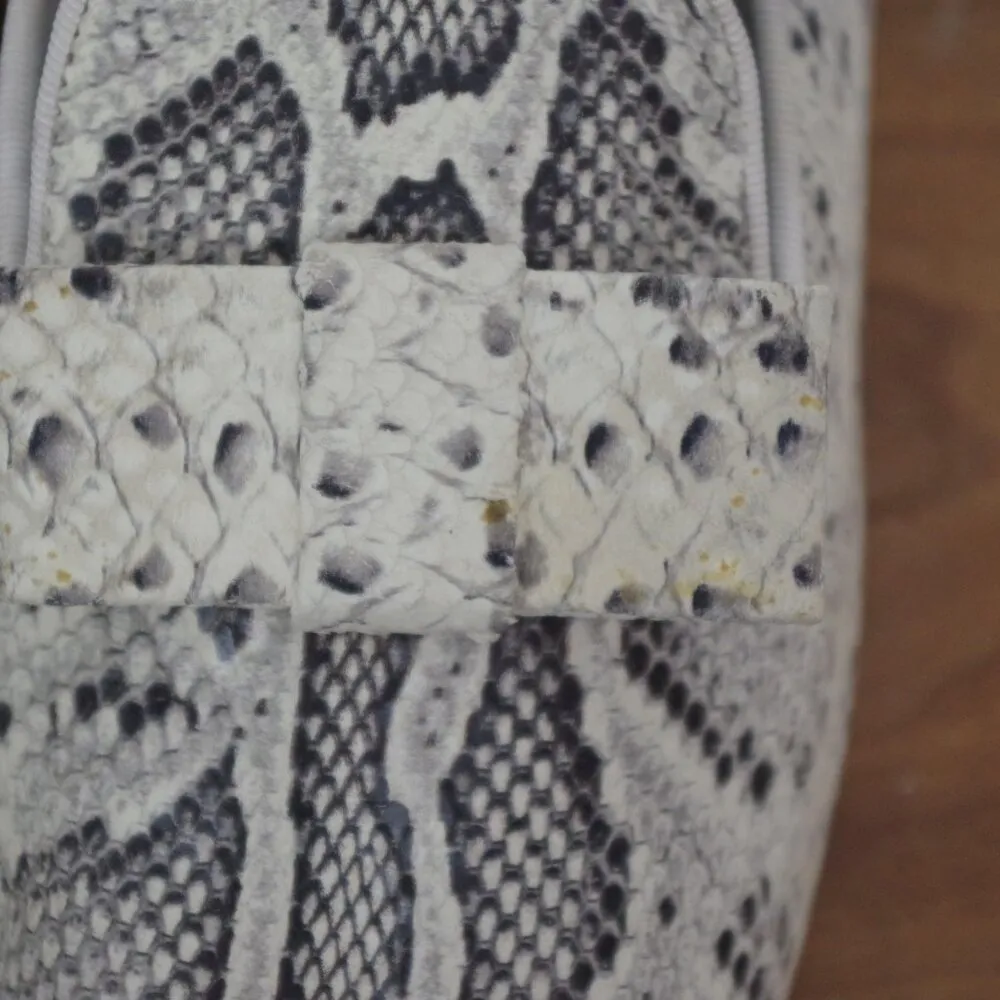 Pertini Spanish Made Snake Print Leather Flats Size 41 Gray - Image 8