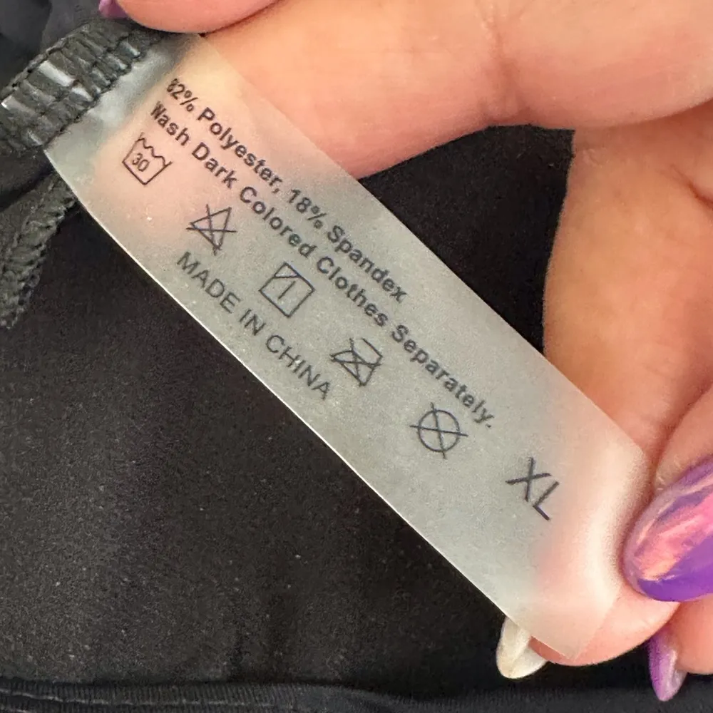 Tropical Black and Green Bikini with Bold Botanical Print Size XL - Image 8