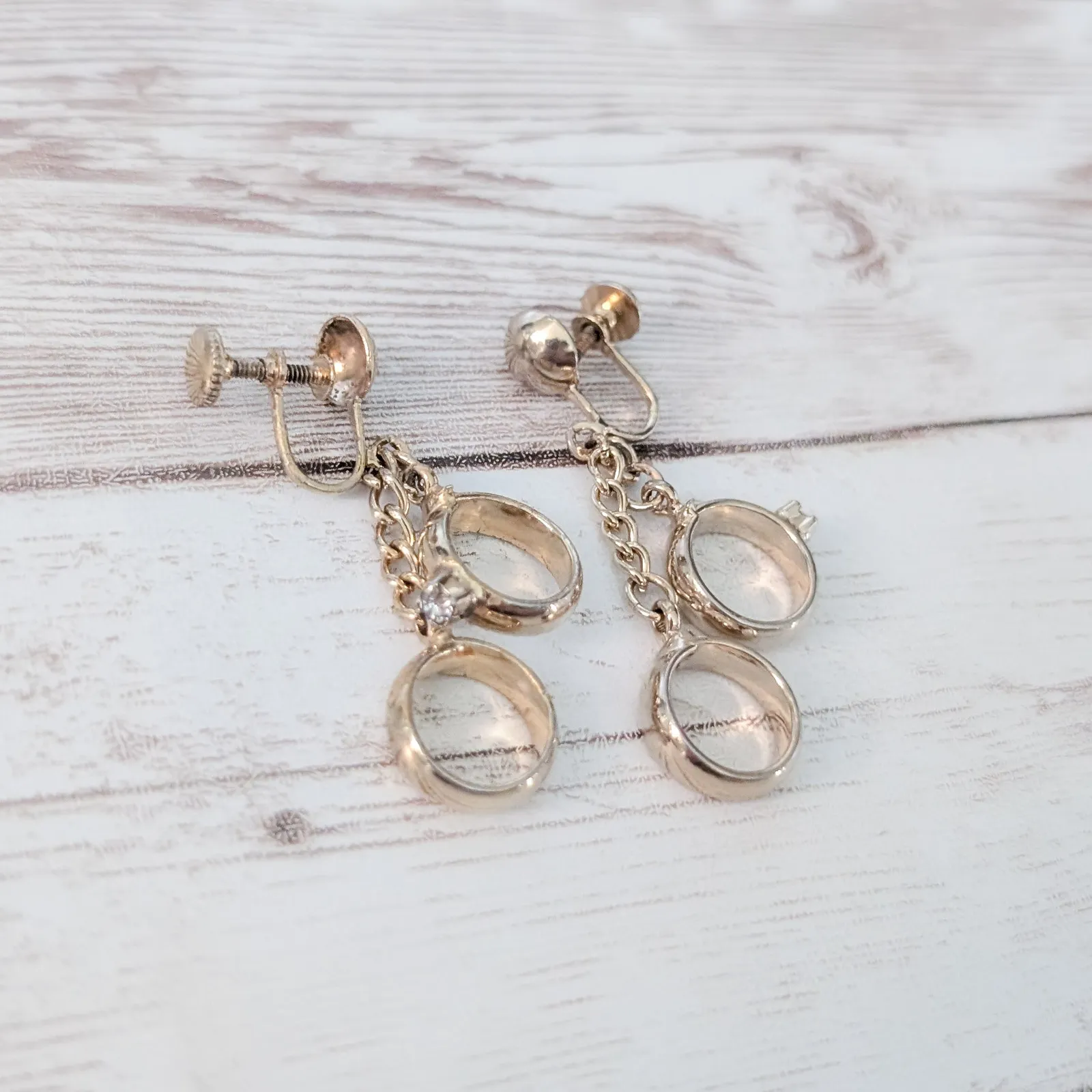 Vintage Screw Back Earrings Wedding Theme Dangle Ring Dangle Gold - Image 8