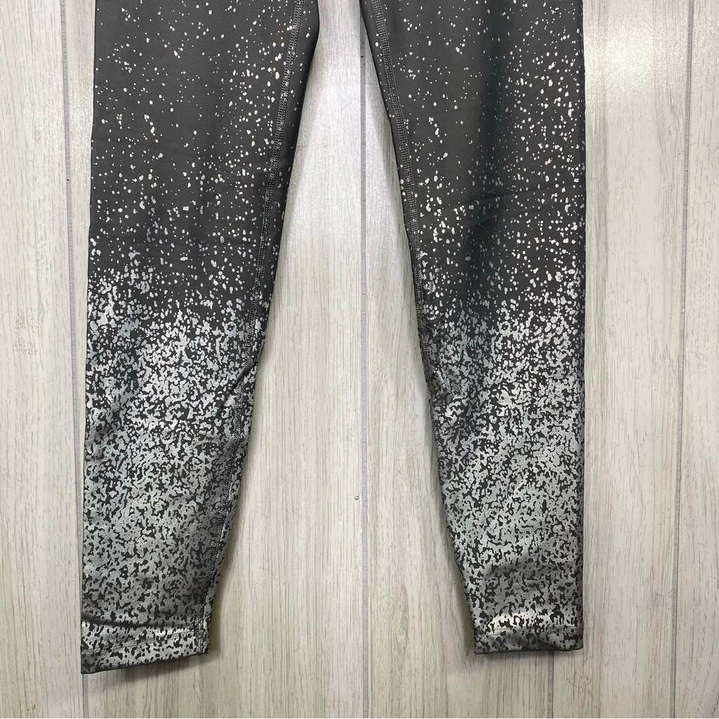 Beyond Yoga Alloy Ombre High Waisted Legging Grey Silver Dizzy Speckle Small - Image 5