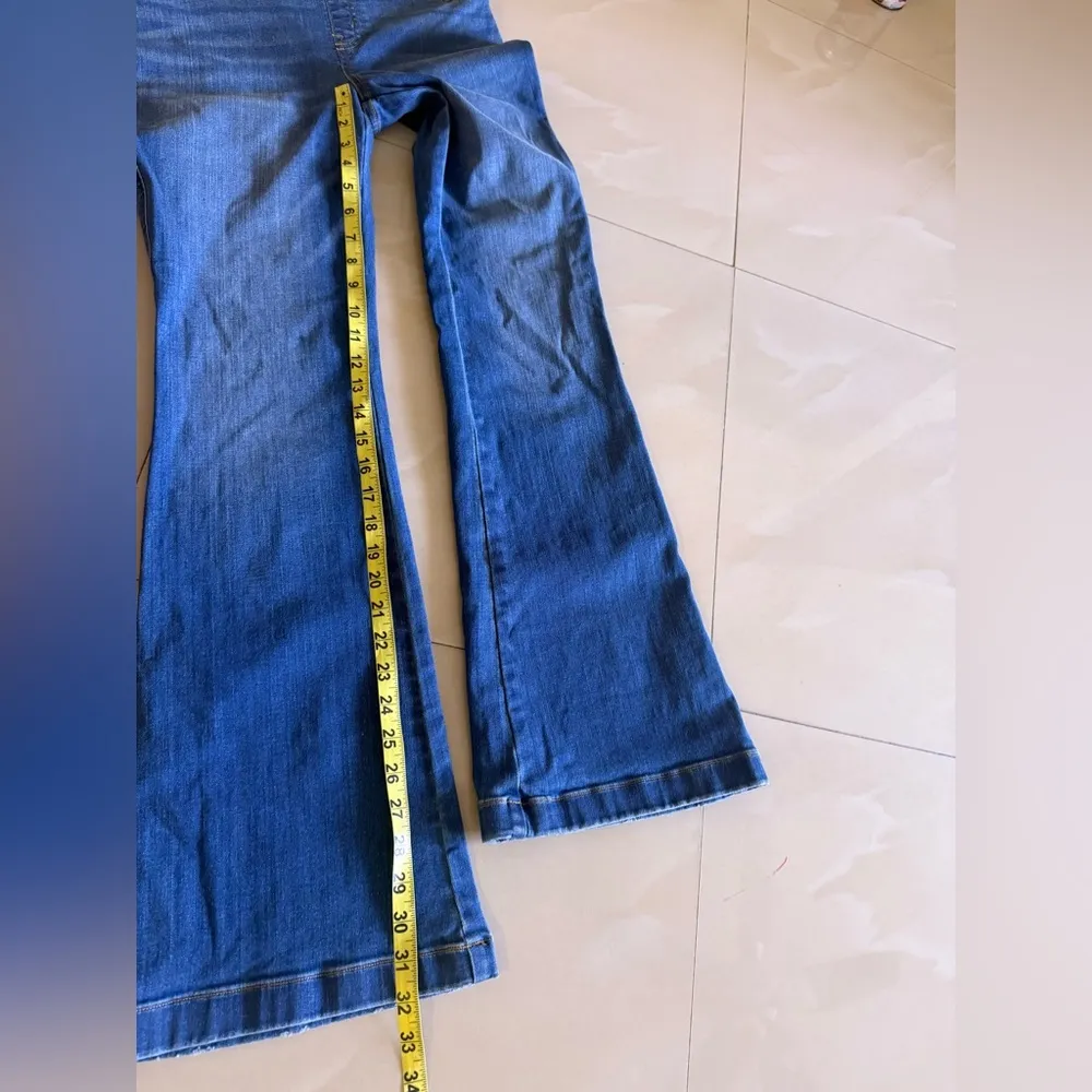 Spanx  Flare Jeans Midnight Shade M Regular pull on blue jeans - Image 9