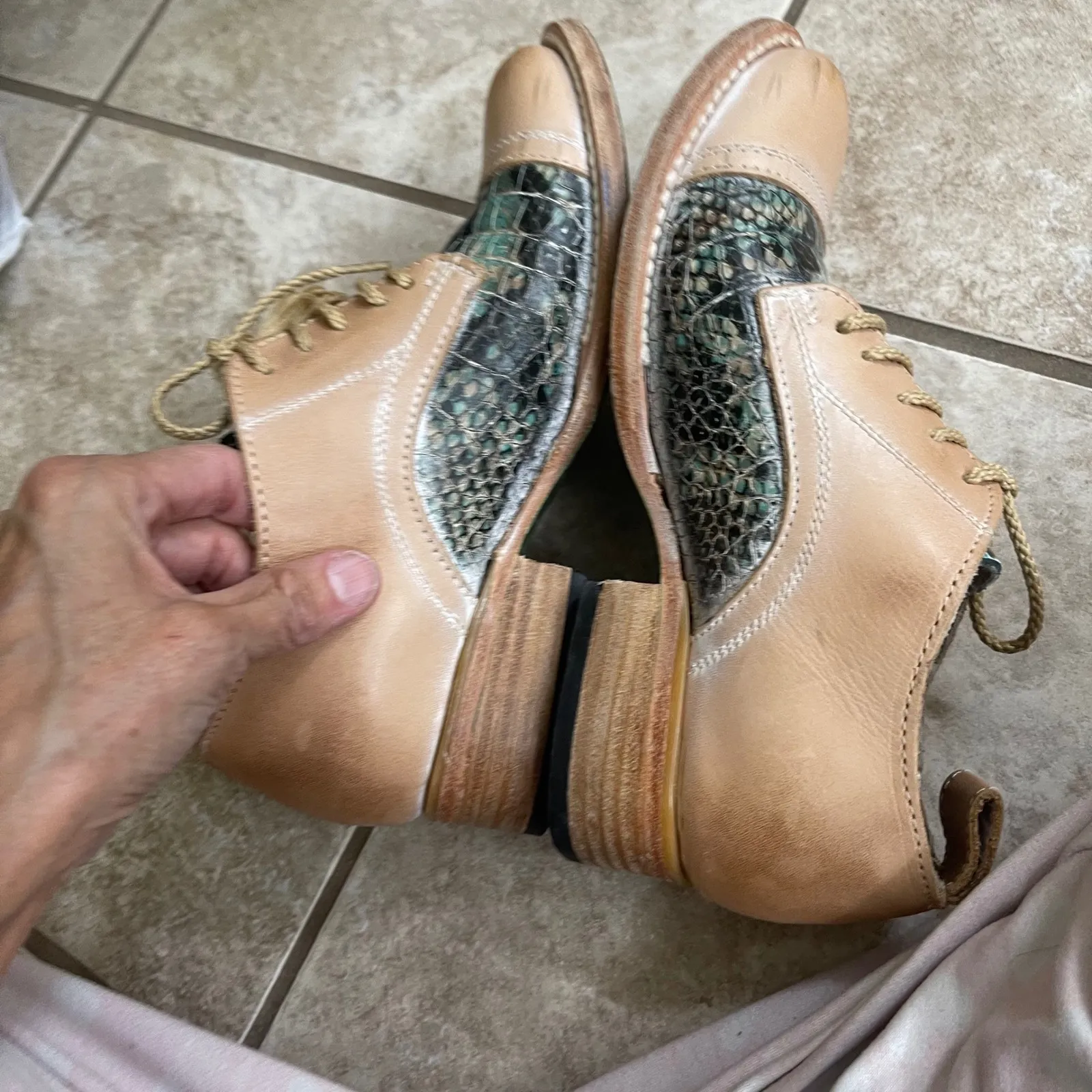 Freebird MABEL Women's Beige Snake Print Leather Lace Up Oxford Shoes Size 5 Tan - Image 5