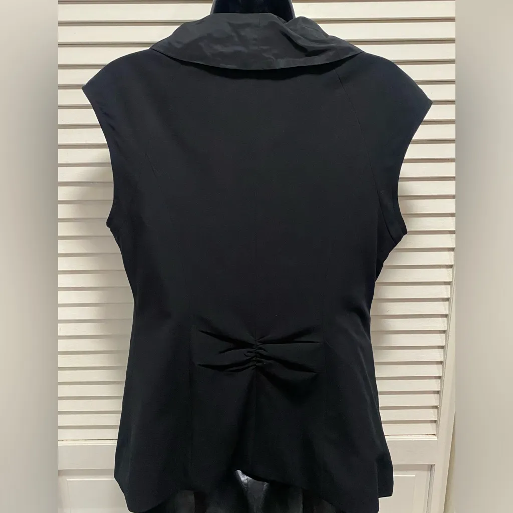 CAbi Tuxedo Vest Silky Ruffled Collar V-Neck 1 Button Cinched Waist‎ Blazer Sz 4 - Image 7