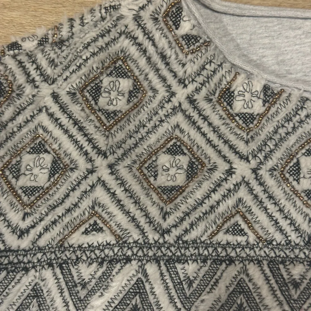 Sundance Haven Sherpa Fleece Embroidered Pullover Top - Image 3