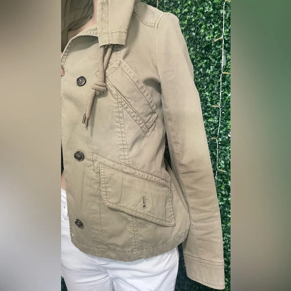 Dalia Collection Olive Green Utility Jacket with Hood and Drawstring Waist - Image 2