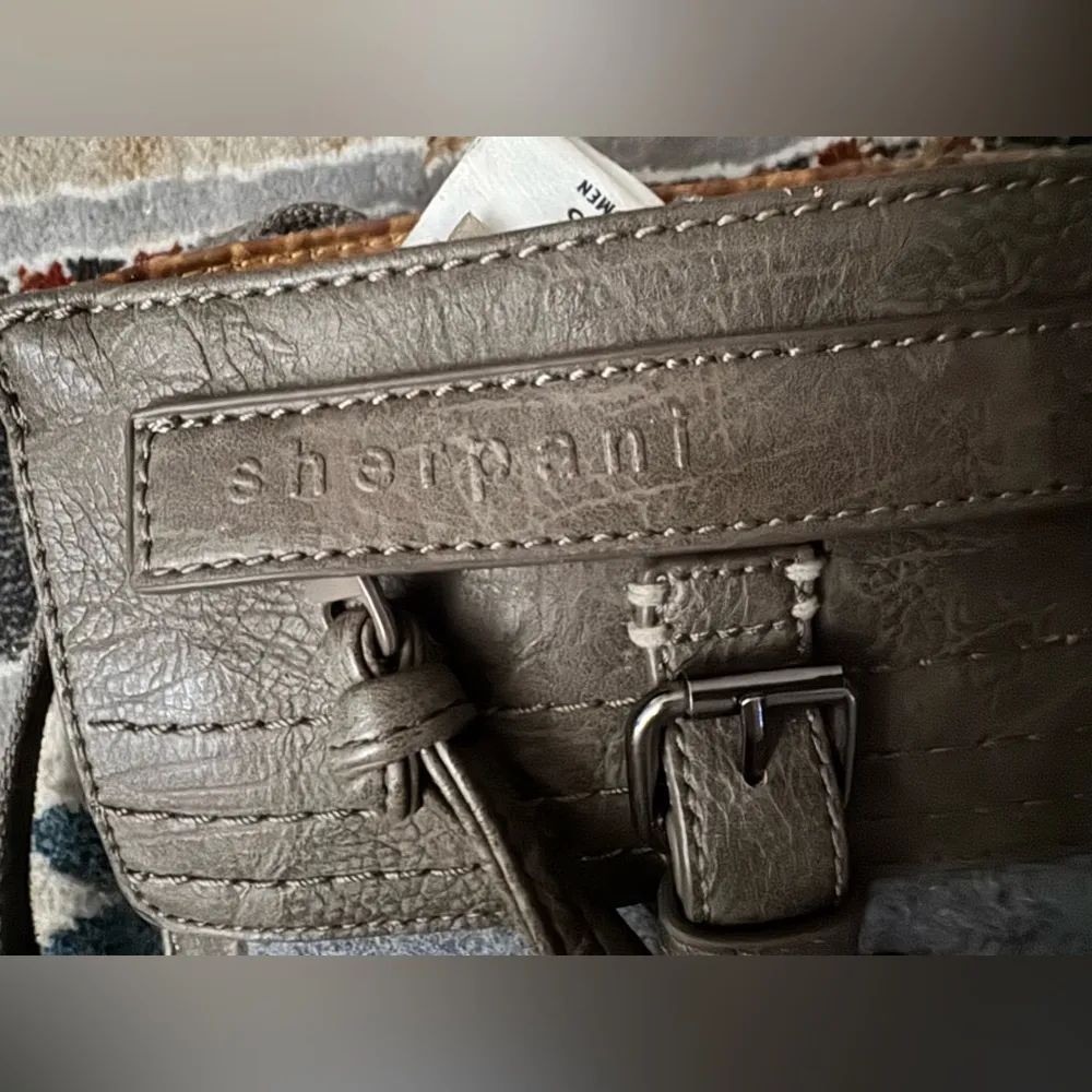Sherpani Piper Mini Grey Cross Body Bag - Image 3