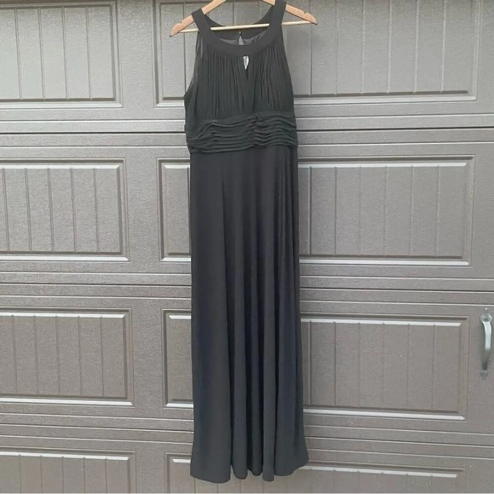 SLNY · Women’s 14 · Black Maxi Dress · Ruched · Sleeveless · Keyhole · Formal - Image 3