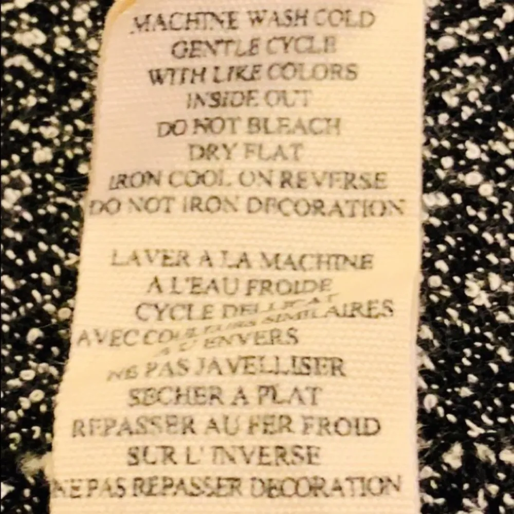 Steve Madden sequin trimmed cropped jacket. EUC. - Image 9