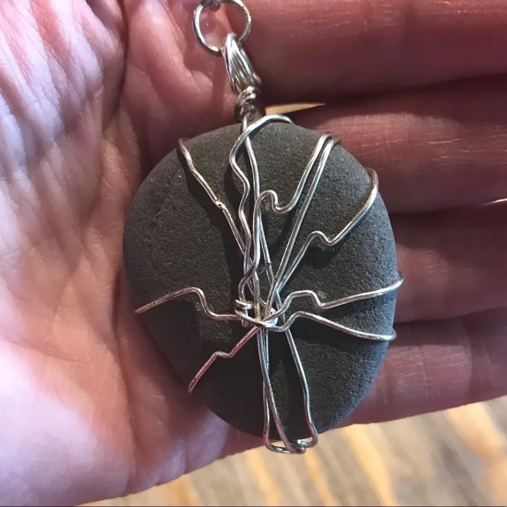 Handcrafted wire wrapped stone keychain Gray - Image 4