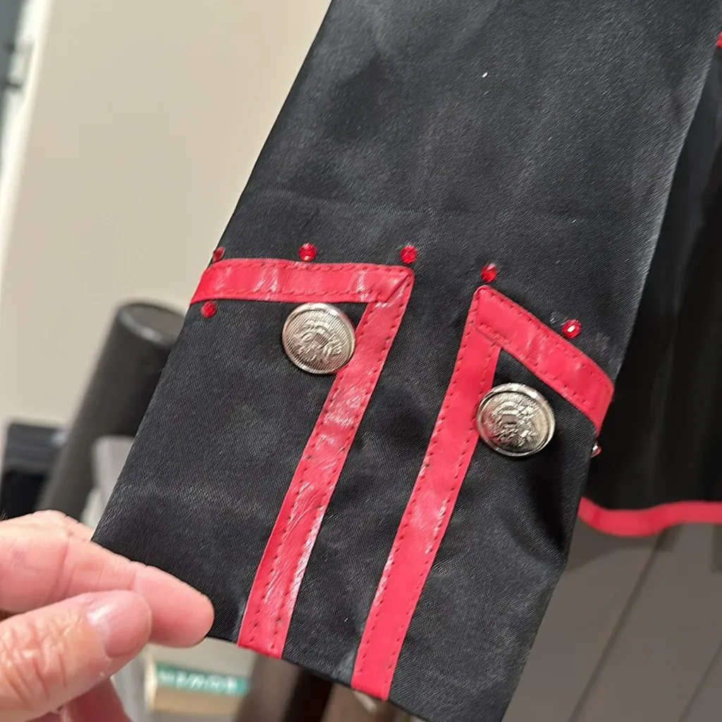 Dance costume black satin jacket Size undefined - Image 3