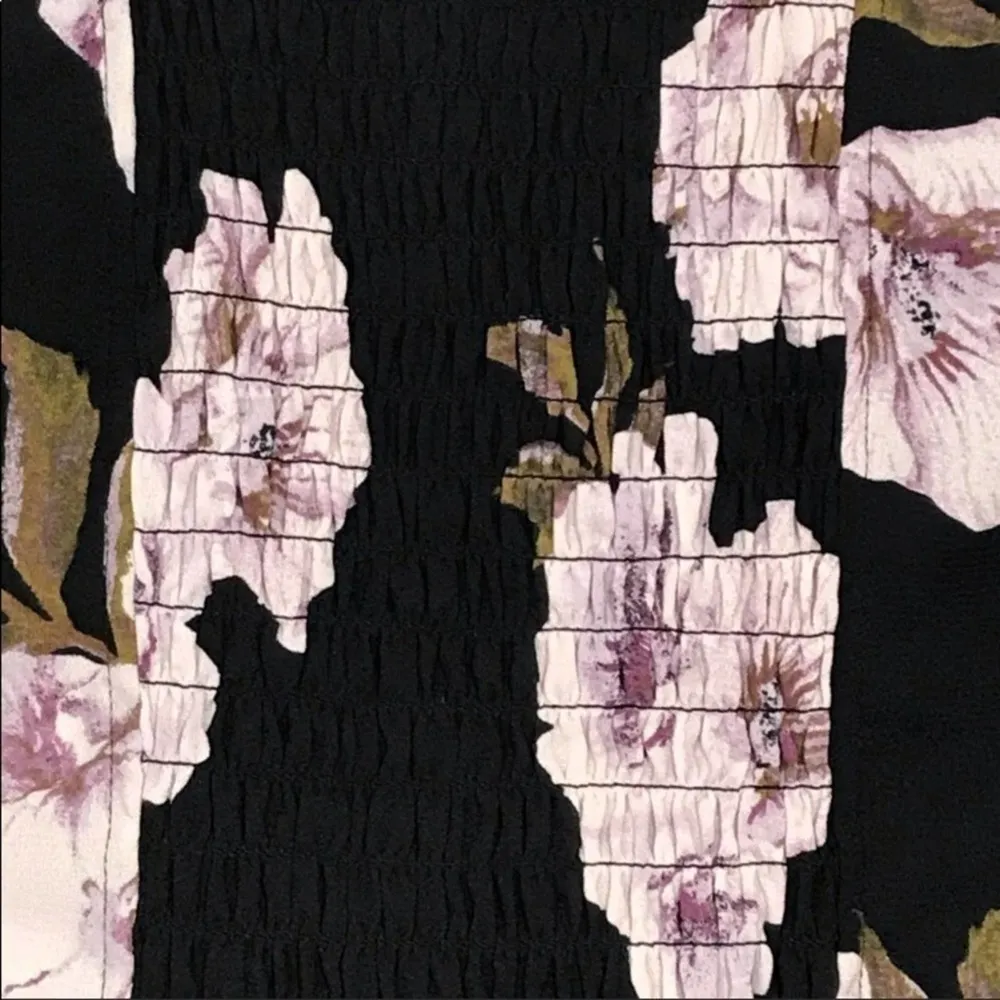 Free Press Clothing Black and Lavender Floral Print Size XS Crop Top NWT - Image 8