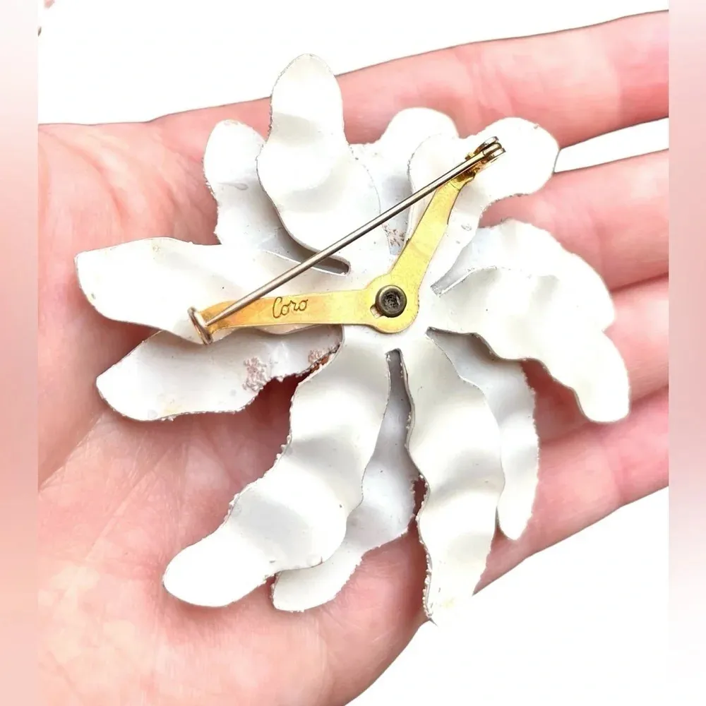 Vintage Coro Signed Layered Flower Brooch Pin White - Image 4