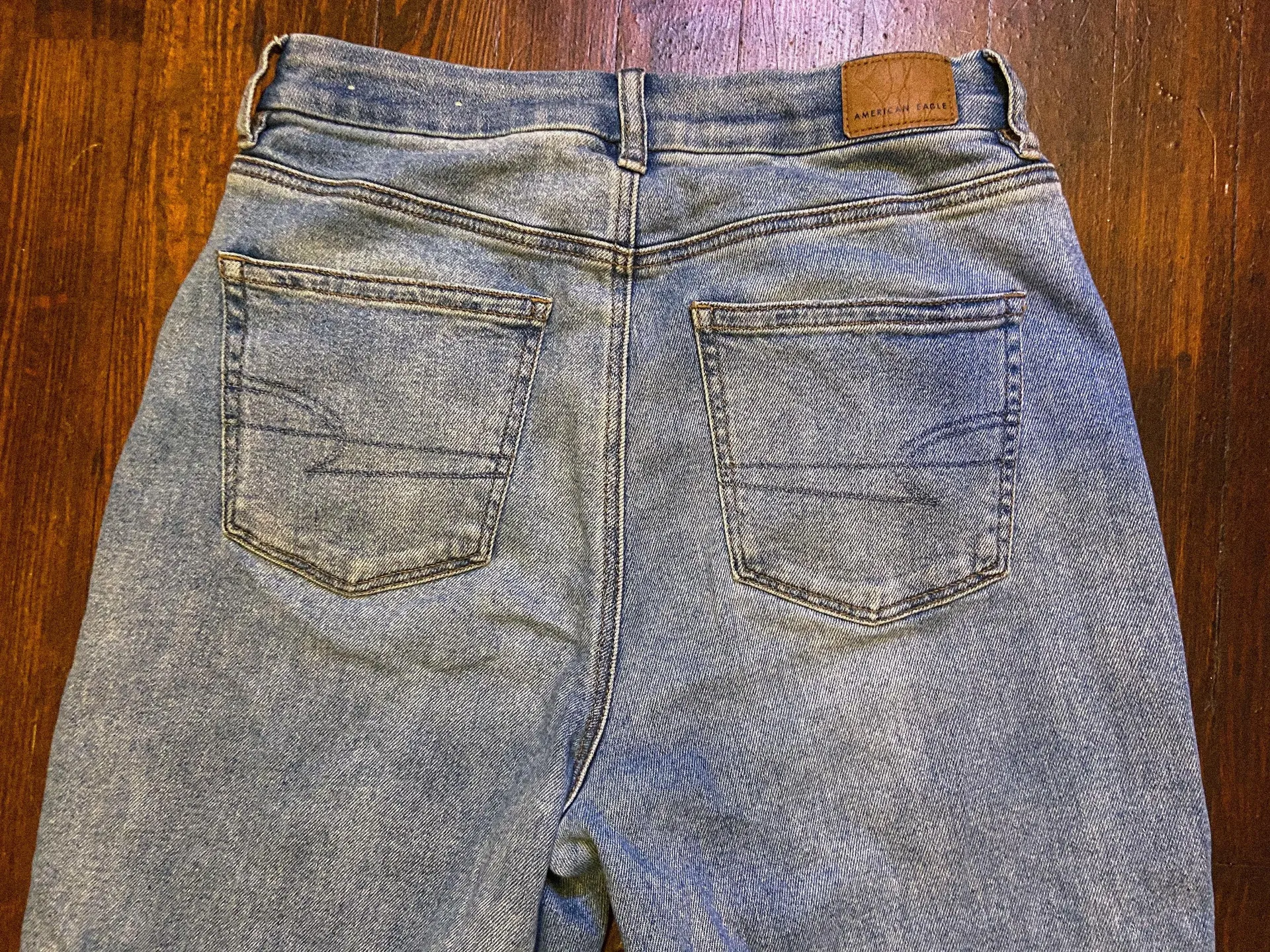 American Eagle Outfitters Mom Jeans - Image 4