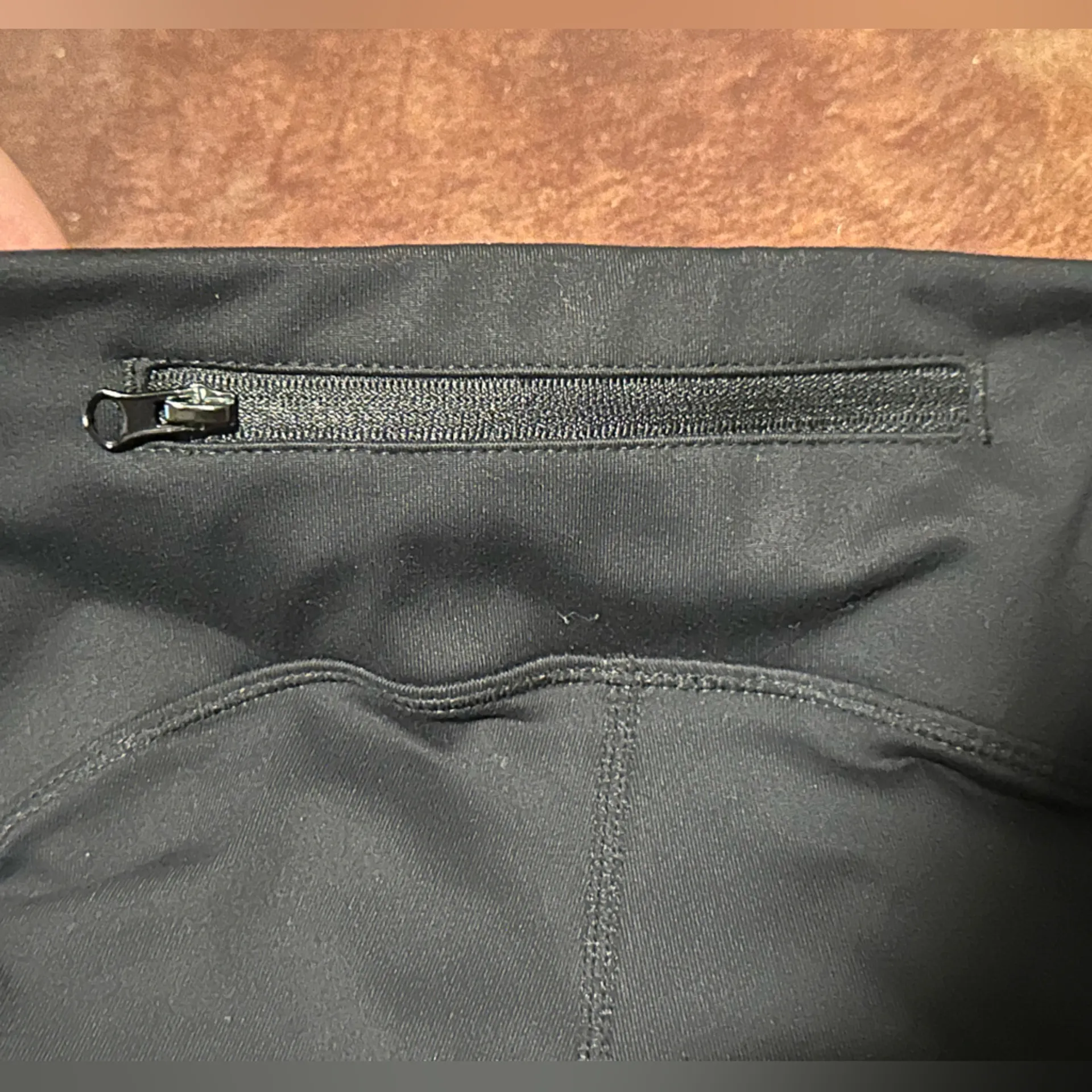 Boss Bunny Athletic Leggings Black Size M - Image 4