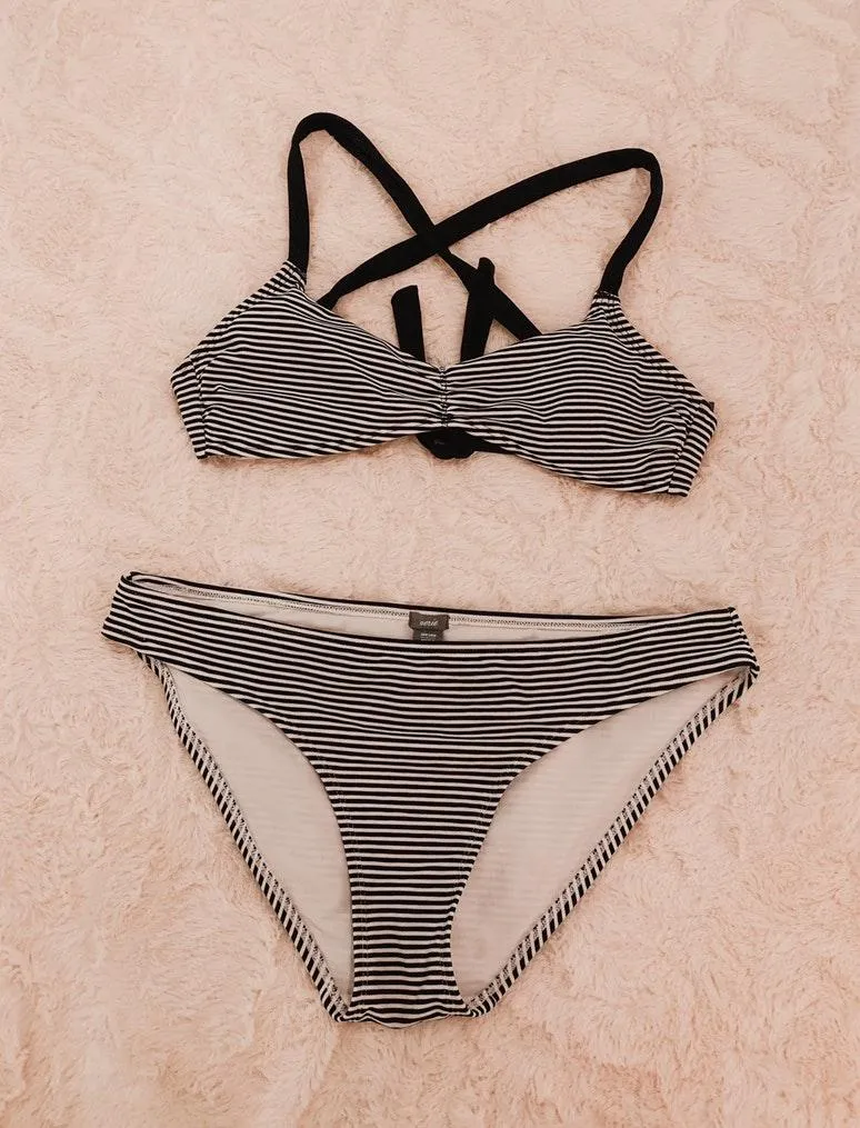 American Eagle Striped Bikini Set - Image 3