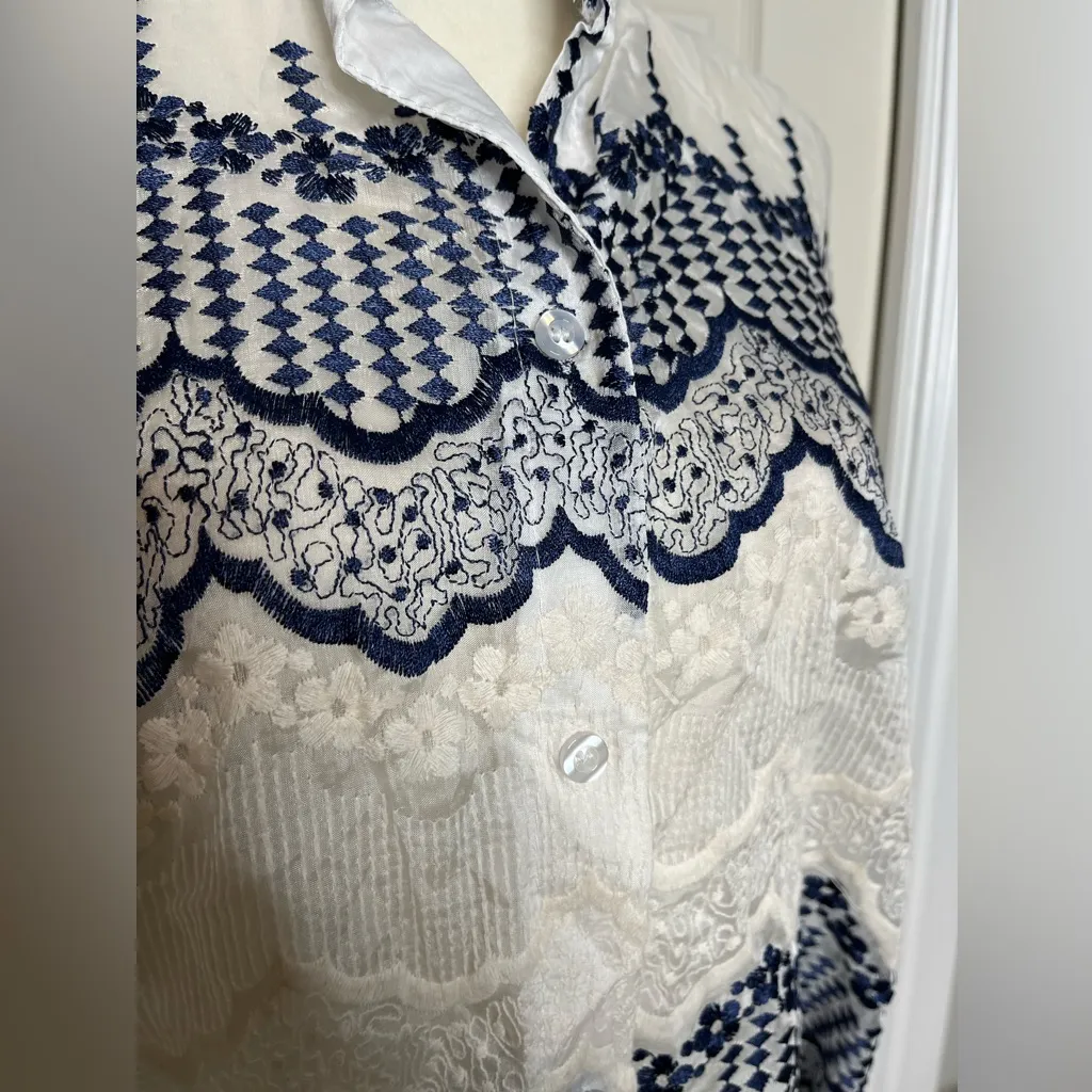 Chantilly lace blouse large White - Image 8