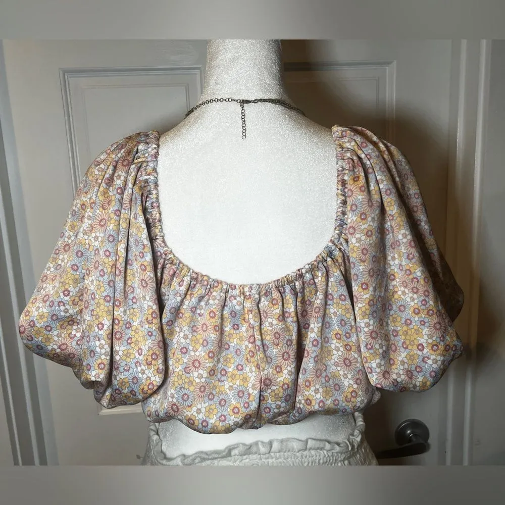 Zara Floral Print Balloon Sleeve  Crop Top Size Small 70’s style - Image 9