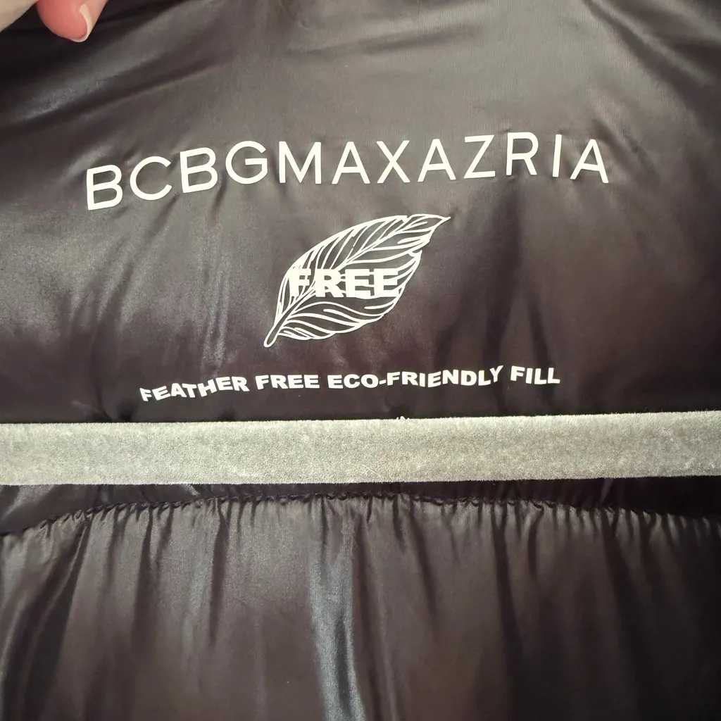 BCBGMaxAzria Women's Dark Puffer Jacket - Image 9