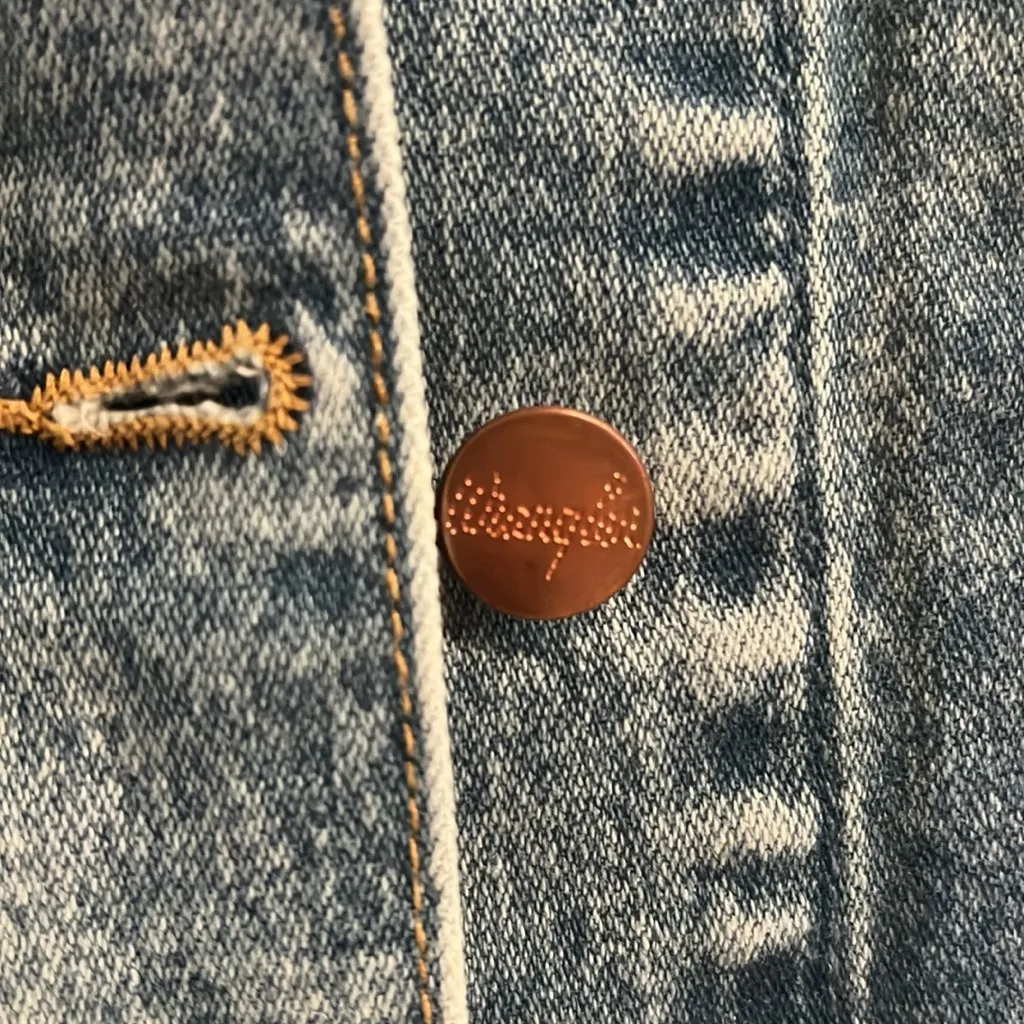 Wrangler Zip off sleeves Denim Jacket.  NWT - Image 11