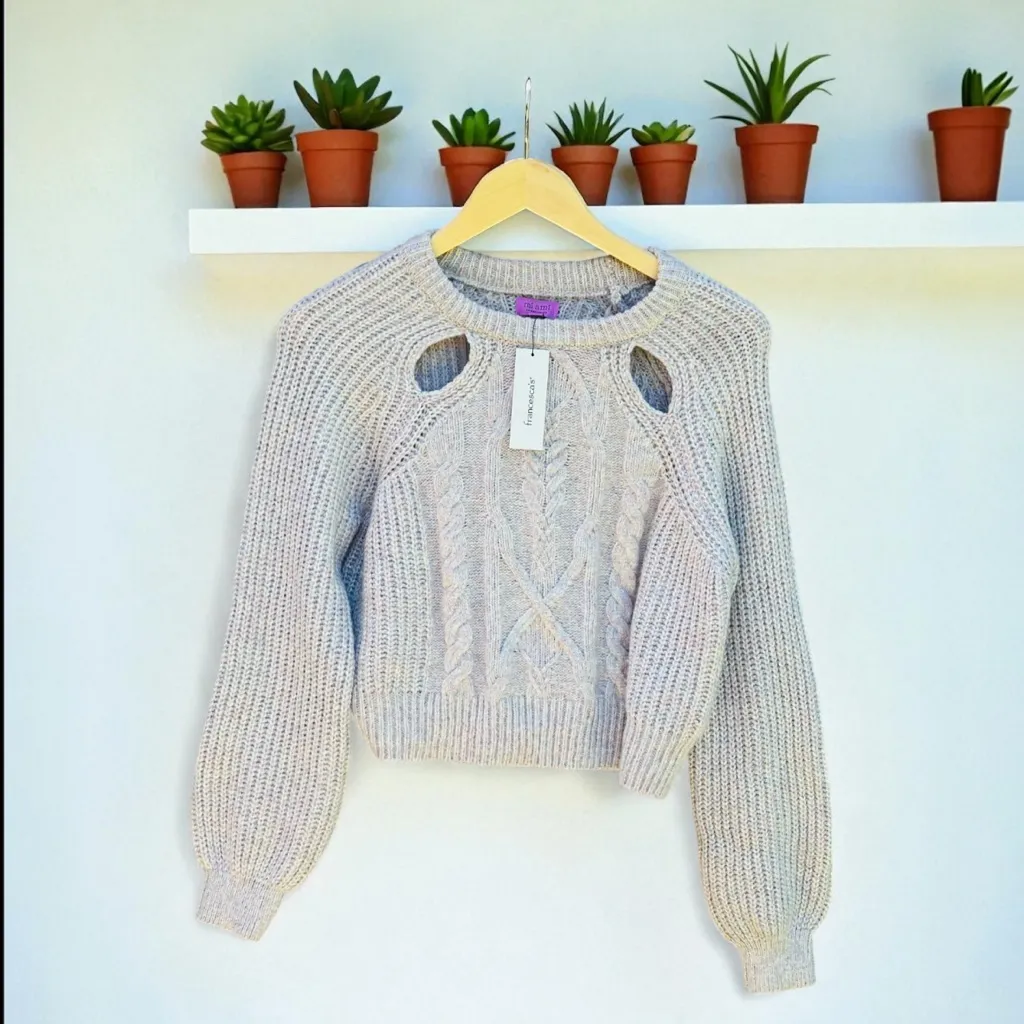 Francesca’s Kassidy Keyhole Pullover Sweater NWT Size XS - Image 3