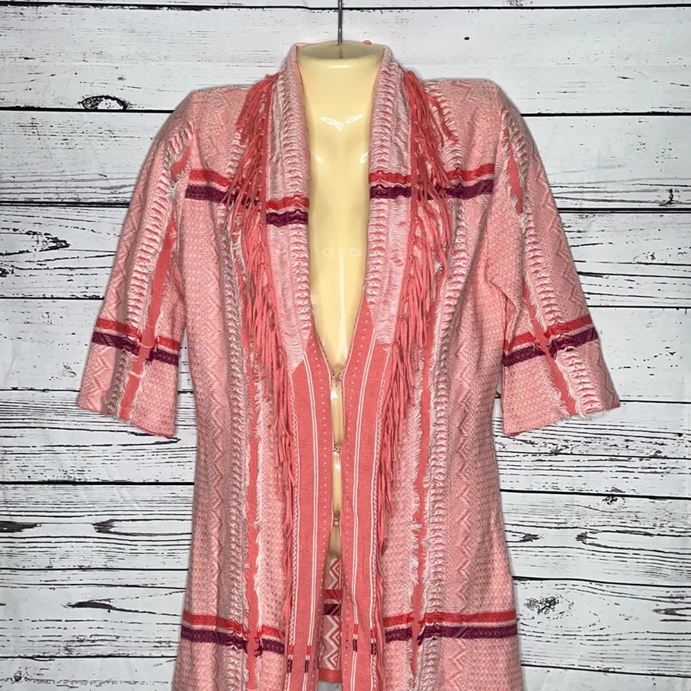 C. Luce NWT Size M Pink Aztec Print Short Sleeve Fringe Trim Sweater Cardigan - Image 2