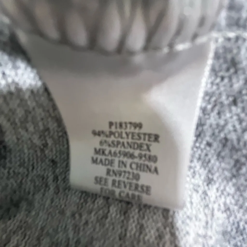 Absolutely Famous Gray Hummingbird Print Sweater - Image 8