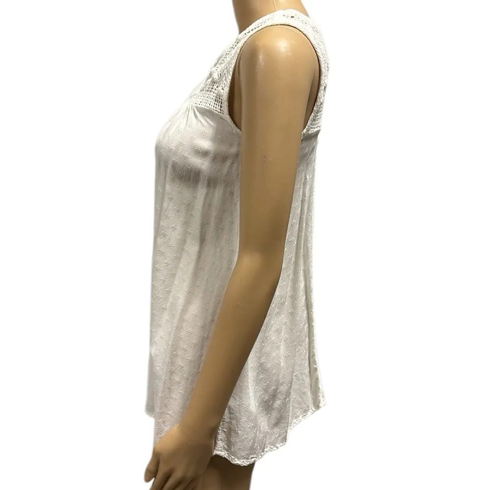 Liz Lange Maternity White Sleeveless Crochet Lace Top Tank Blouse Womens XS - Image 3