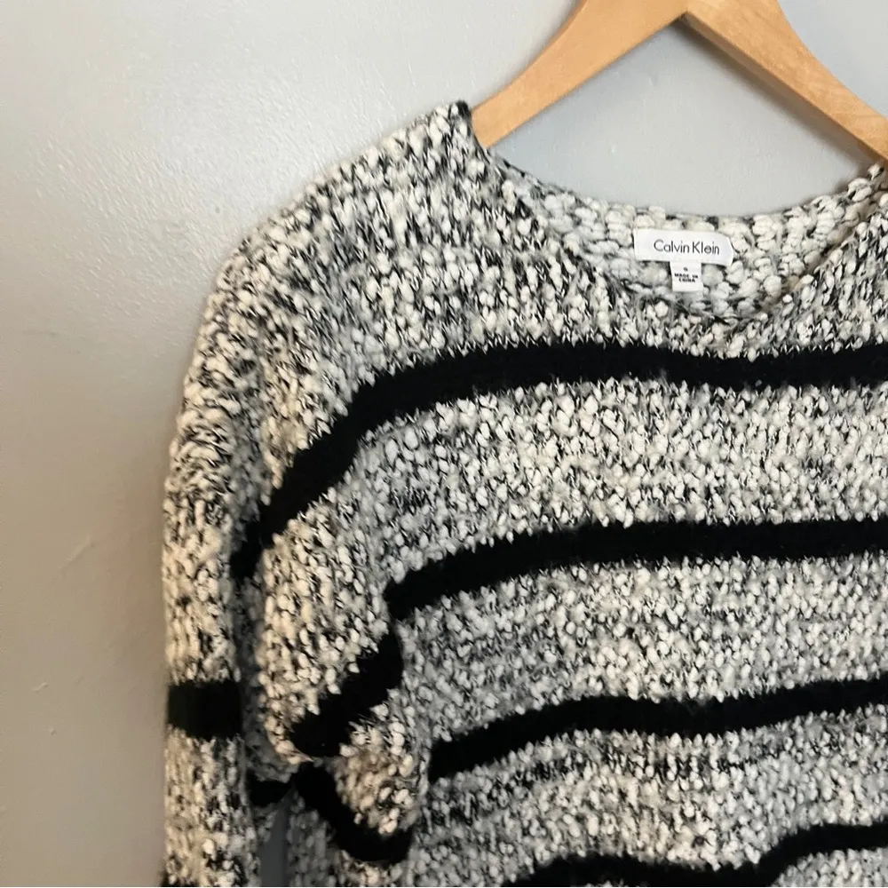 Calvin Klein Crewneck Women Fuzzy Soft White Black Striped Sweater Small - Image 5