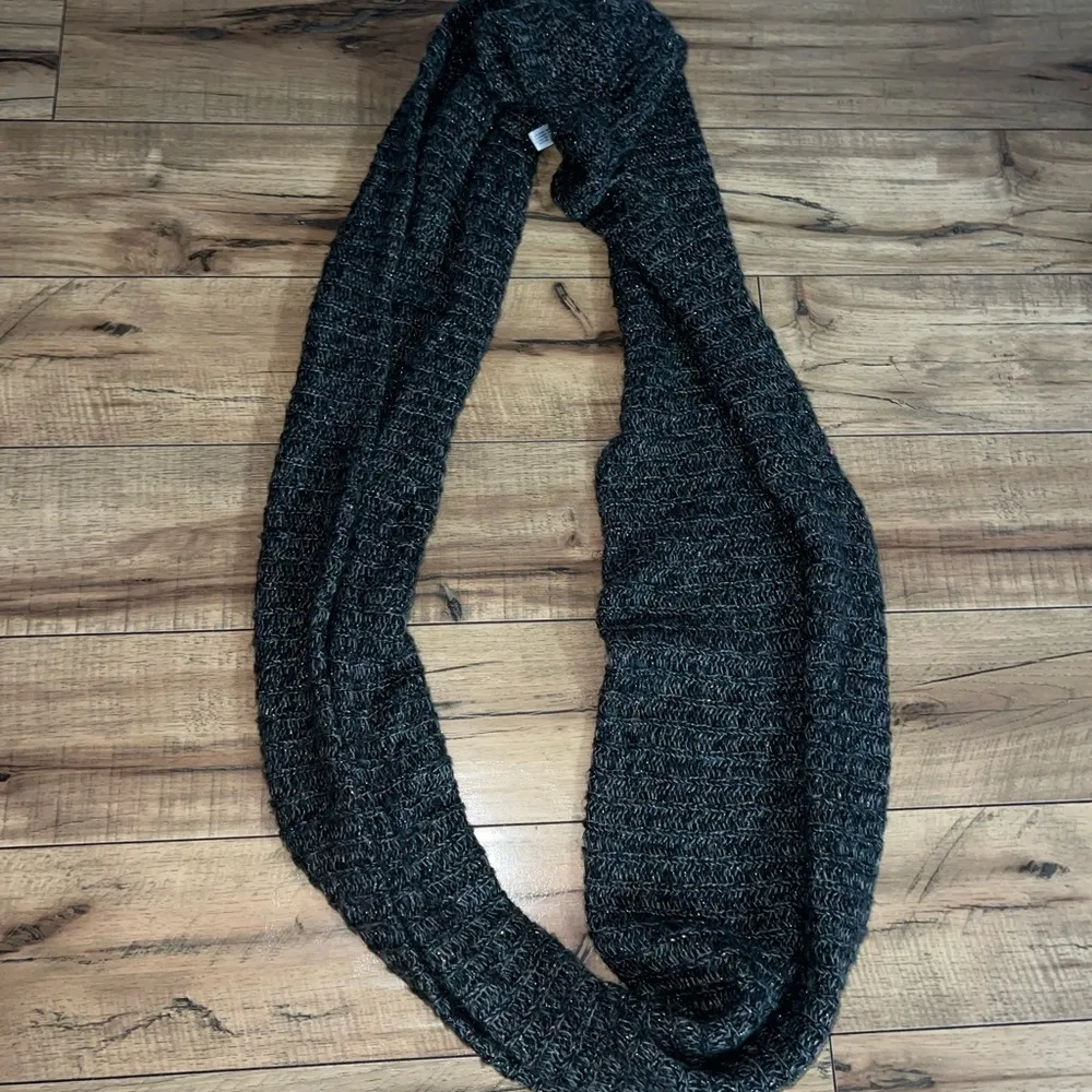 gray infinity scarf - Image 2