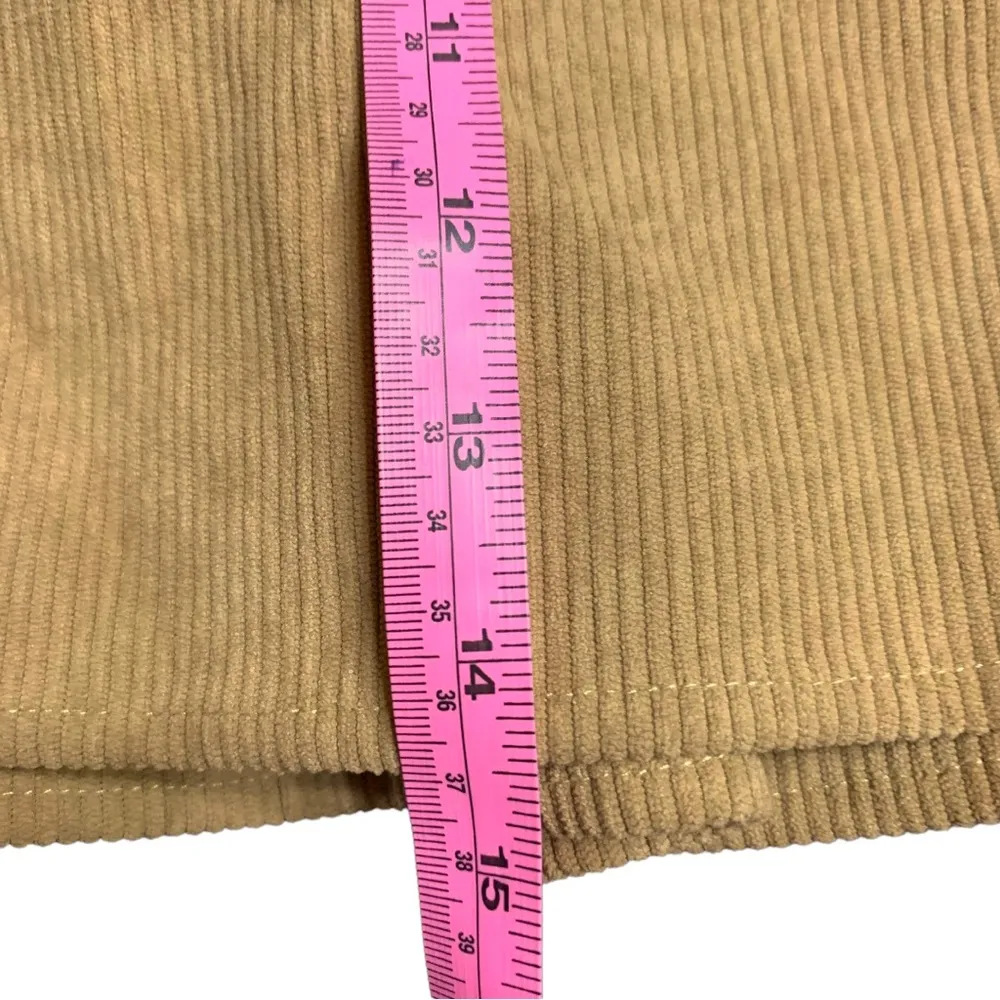 NWOT SHEIN Corduroy Pleated Mini-Skirt Size Small Color is Tan - Image 4