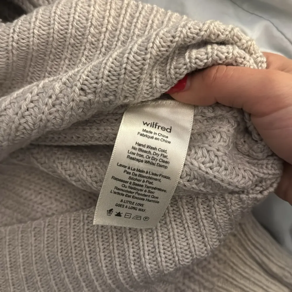 Aritzia Wilfred Montpellier wool sweater XS - Image 3