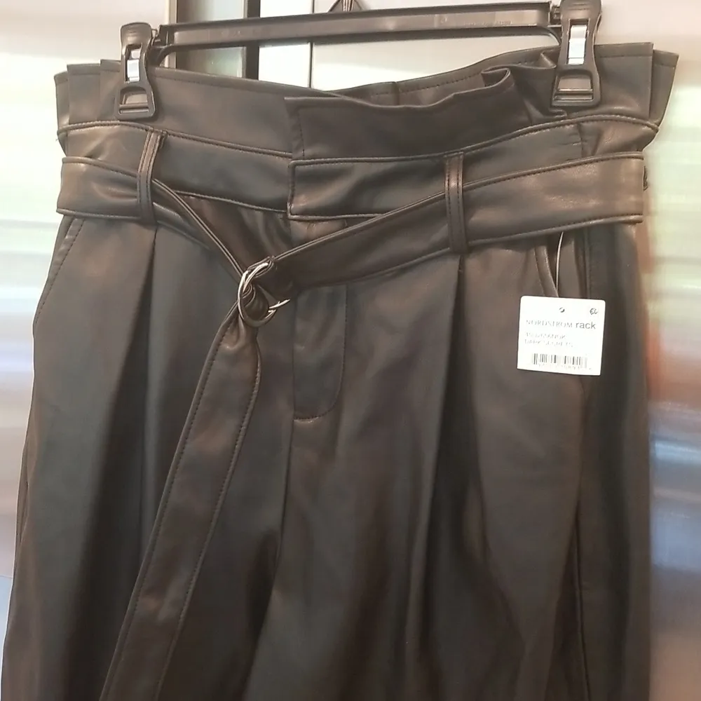 💕BLANKNYC💕 Belted Paperbag Waist Vegan Pants ~ Dark Secrets Black 28 NWT - Image 7