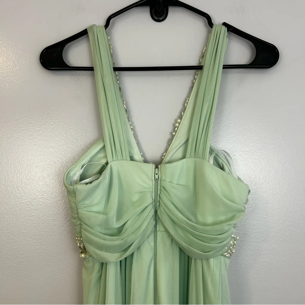 NWT City Studio Pastel Green Jewel Halter Neck Party/Prom Maxi Dress Size 5 - Image 11