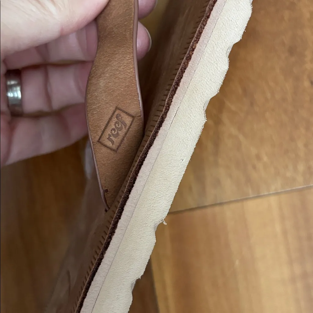 NWOT Reef sandals - Image 4