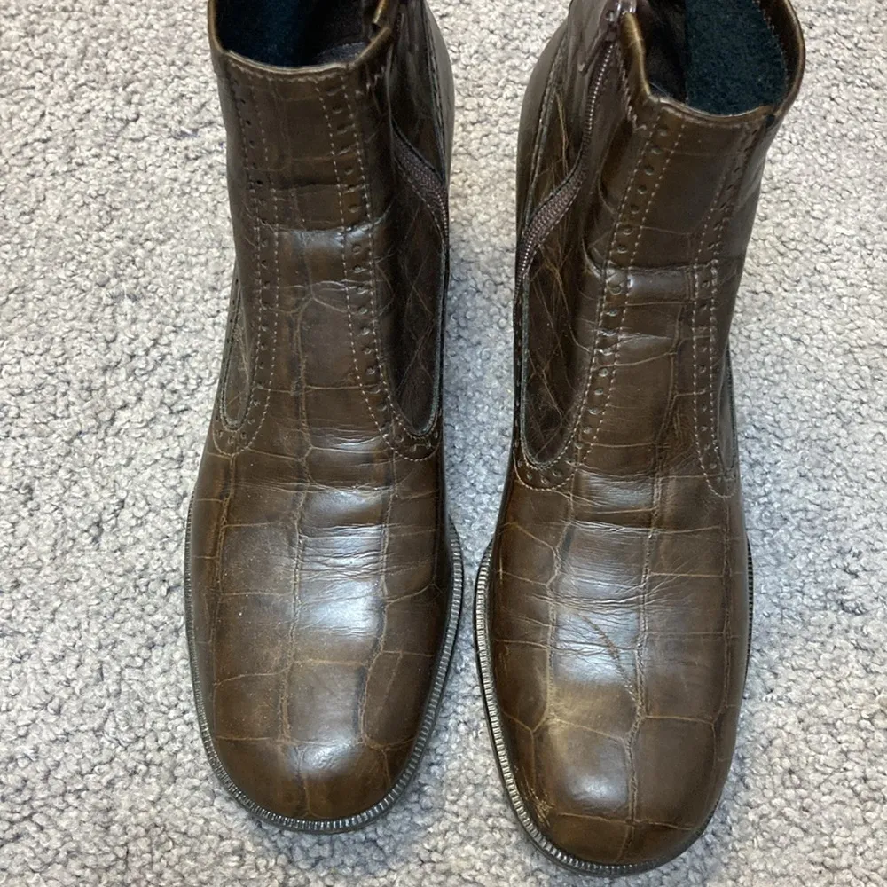 Brown snakeskin print ankle boots - Image 2