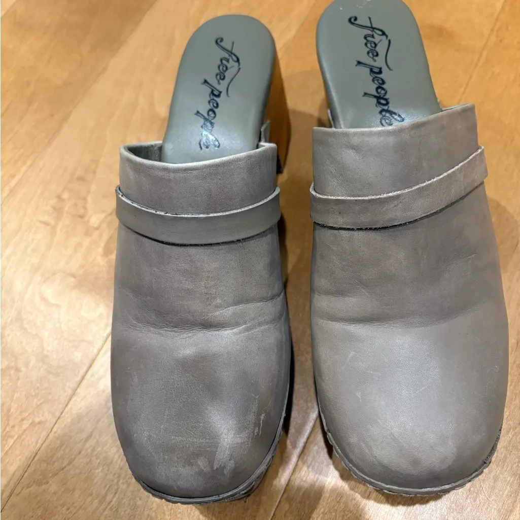 Free People Calabasas Clog shoes women’s wooden heel taupe 39.5 9 - Image 2