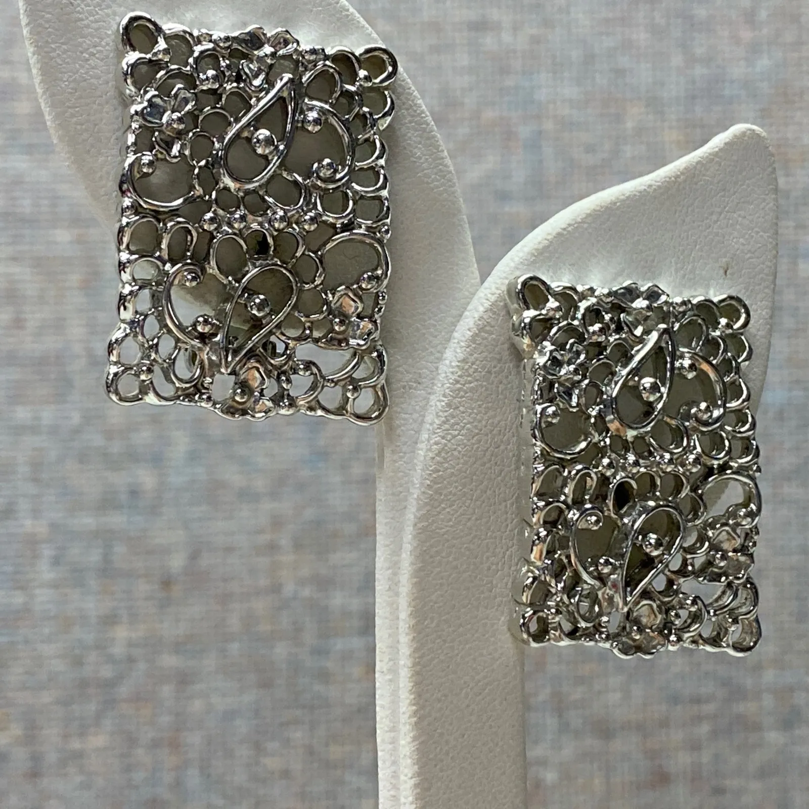 Silver Tone Ornate Rectangular Filigree Non Pierced Clip On Statement Earrings - Image 5