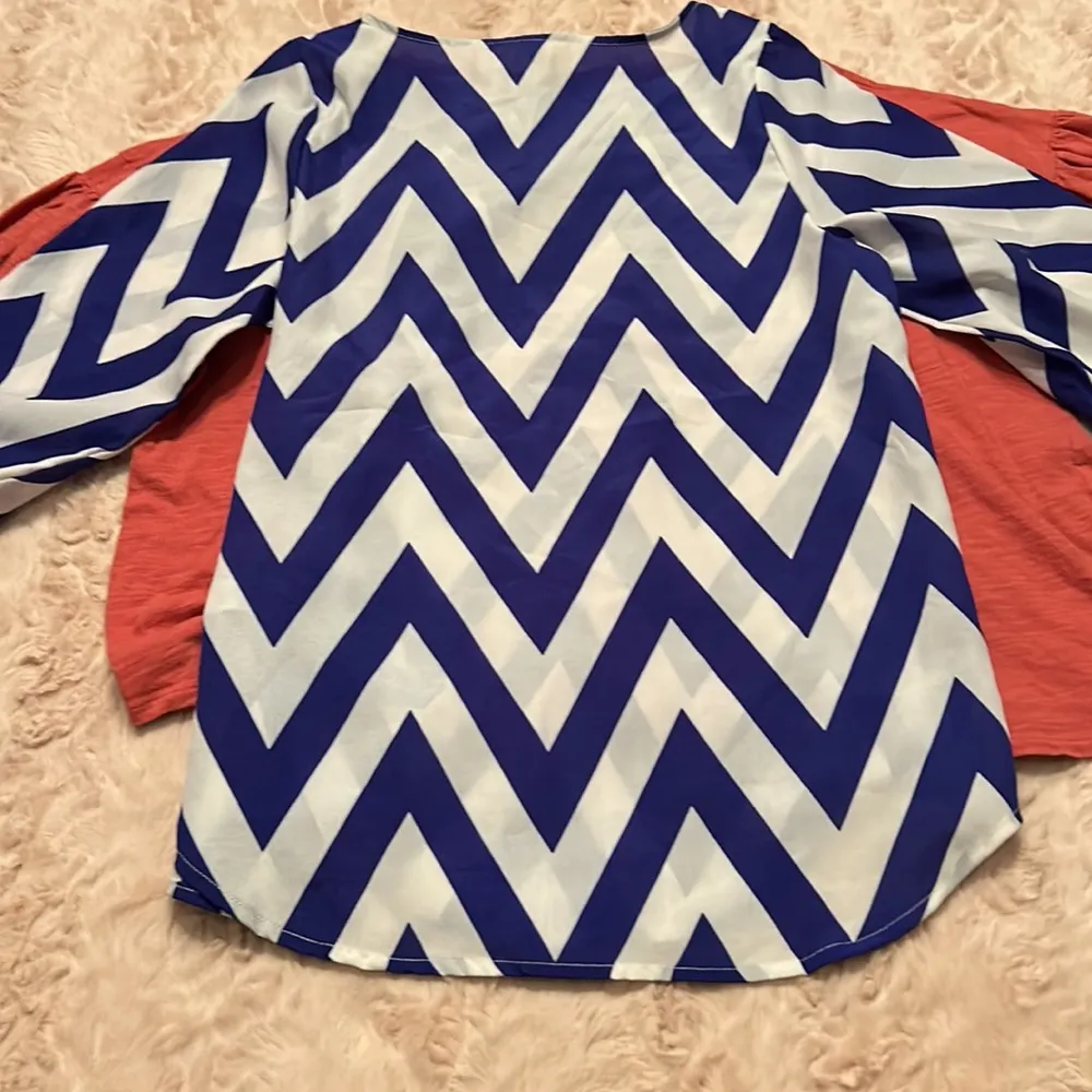 Set of two size small tops one says OKC Blue - Image 7