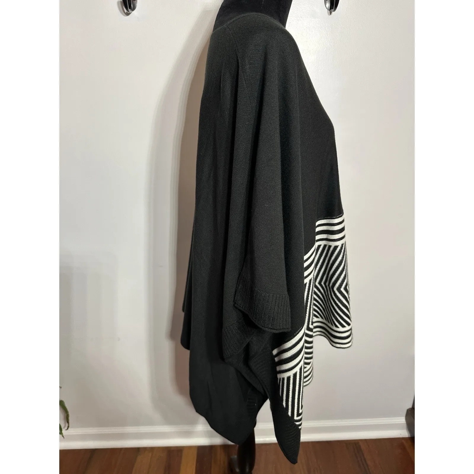 CATO Knit Poncho Womens OS Black Knit Sweater Tunic Top Shawl Veck Loose Coverup - Image 3