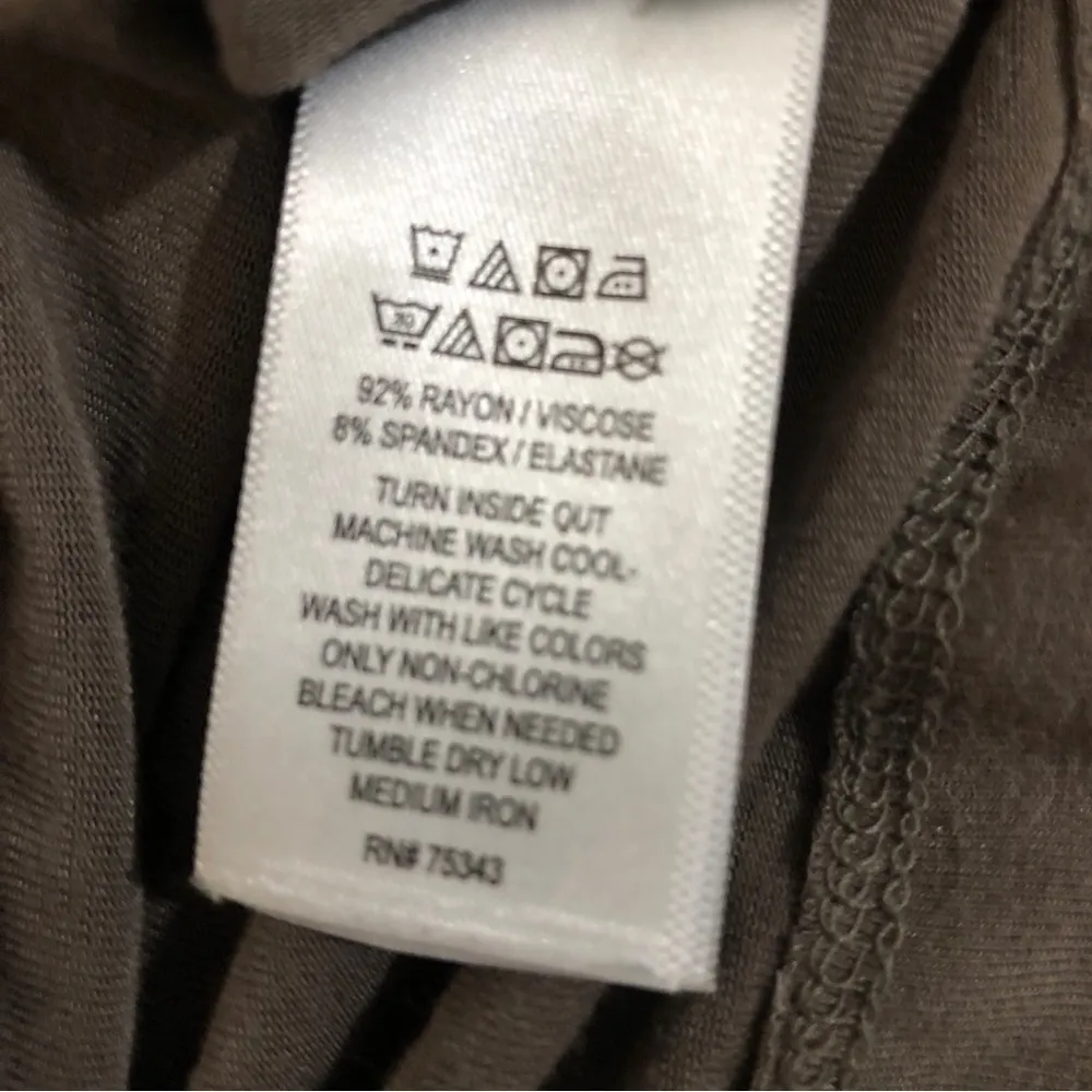 C&C California T shirt dress taupe size S - Image 2