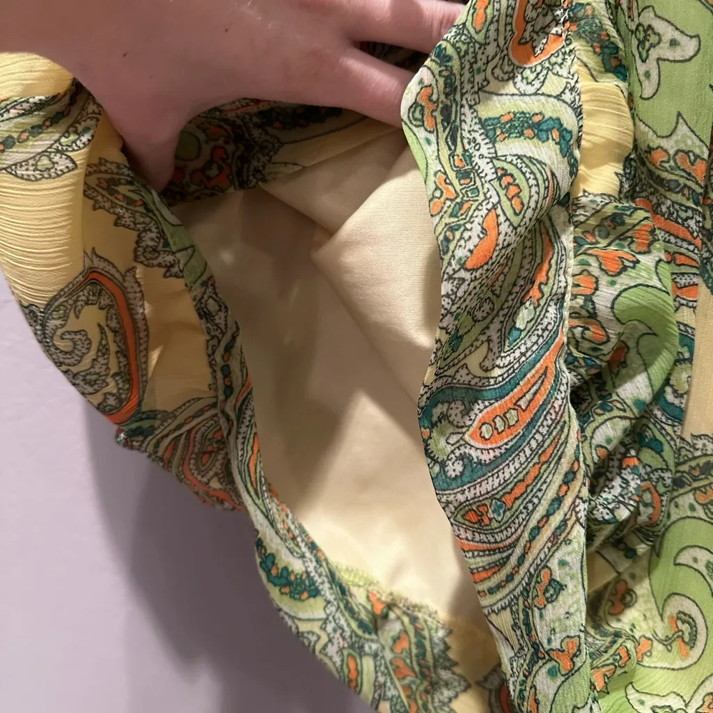 Sunny Leigh Green Yellow Sleeveless Paisley‎ Blouse Stretchy Tie Waist XL - Image 6