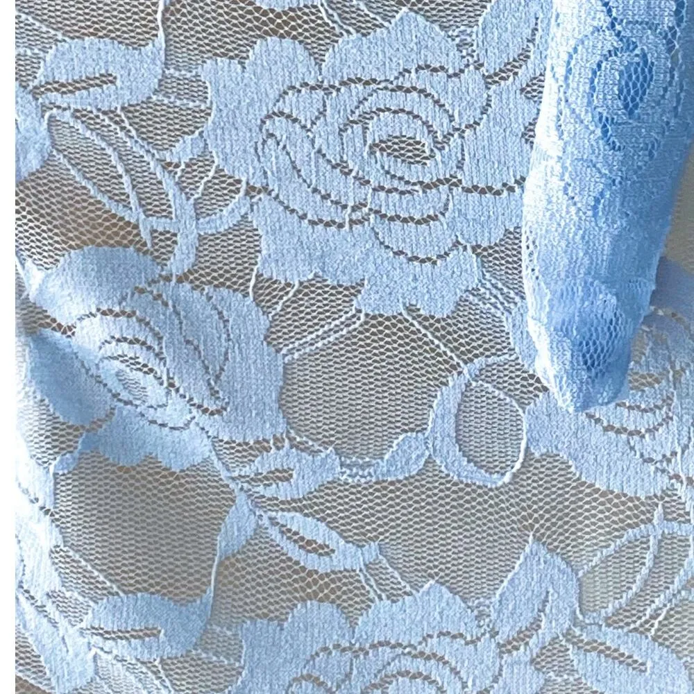 NWT ~ Light Blue Floral Lace Backless Halter Top ~ Women's Size SMALL - Image 7