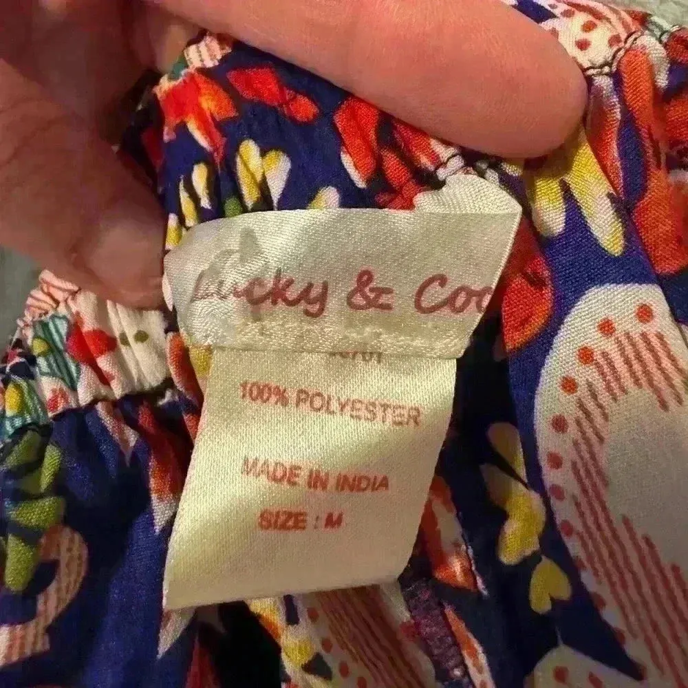 Women’s Red Lucky & Coco Shorts Size M - Image 4