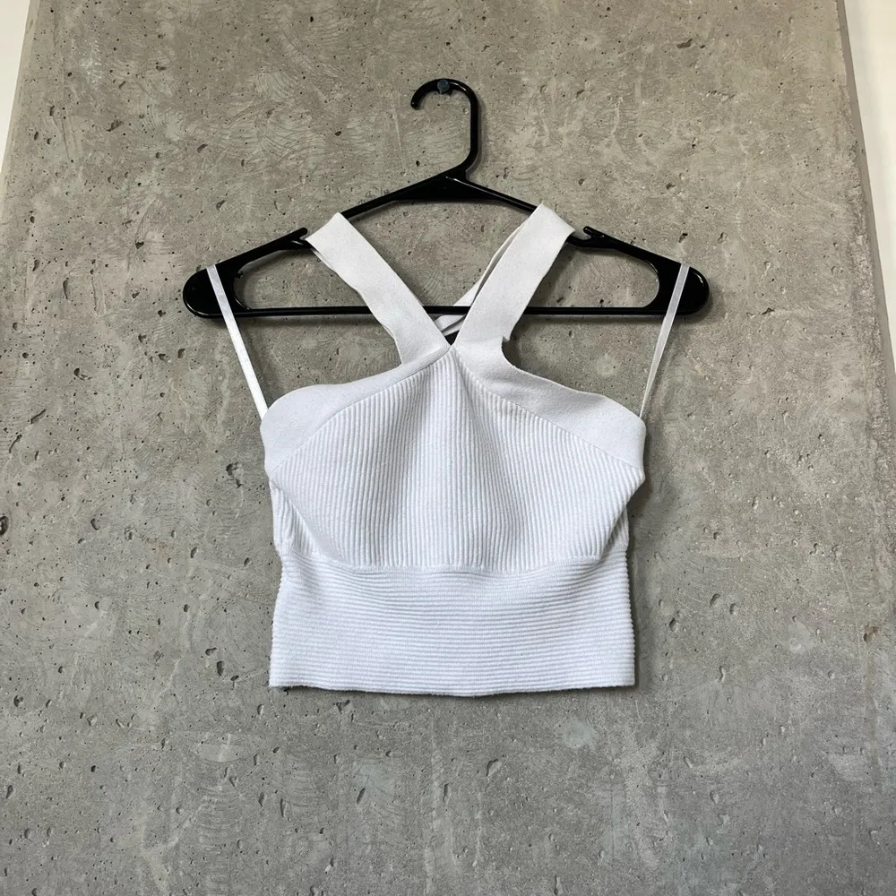 Abercrombie white tank top - Image 3