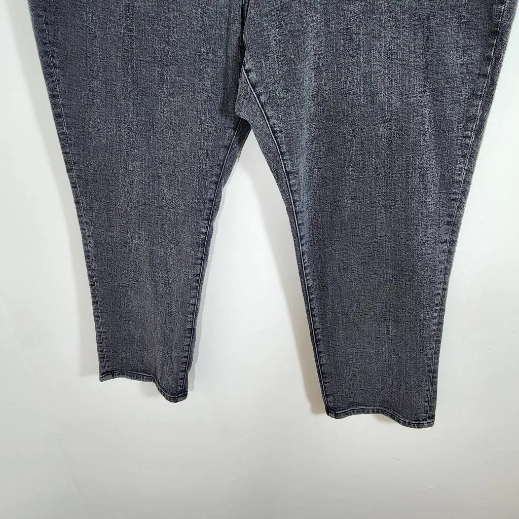 St. John's Bay Black Girlfriend Jeans Size 24 Black Mid-Rise Straight Leg Jeans - Image 4