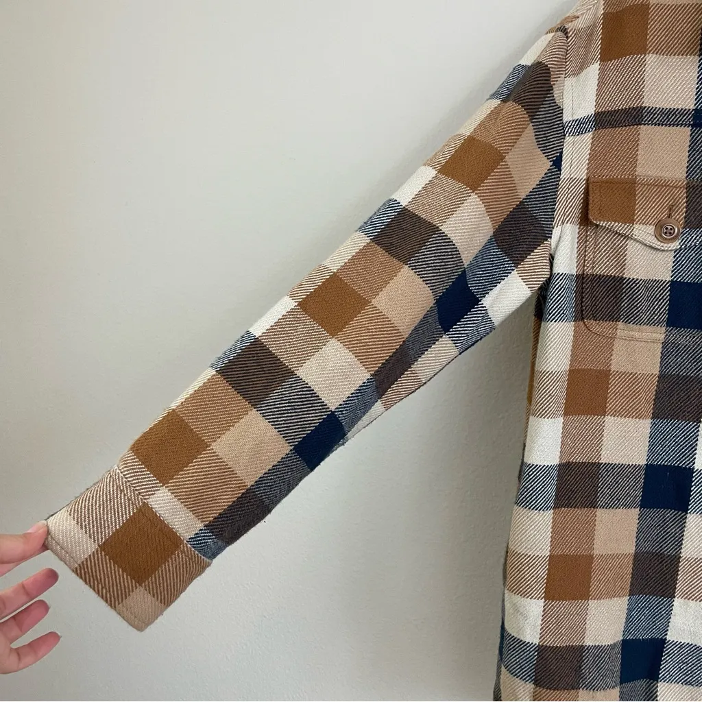 Outerknown Women’s Plaid Oversized Blanket Shirt Shacket Size S Cabincore - Image 4