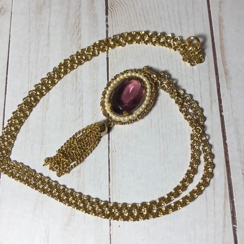 Vintage Avon amethyst gold tone tassel necklace pendant new in box 1970’s Purple - Image 4