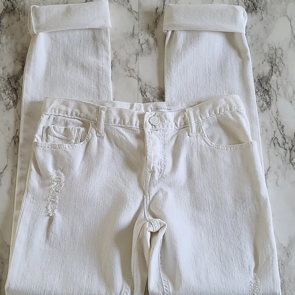 Black Orchid boyfriend jeans size 27 - Image 4